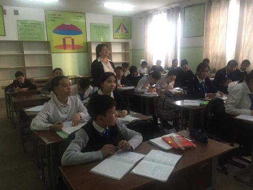 «Математика, физика, информатика предметтеринин өз тили бар- бул формулалар»